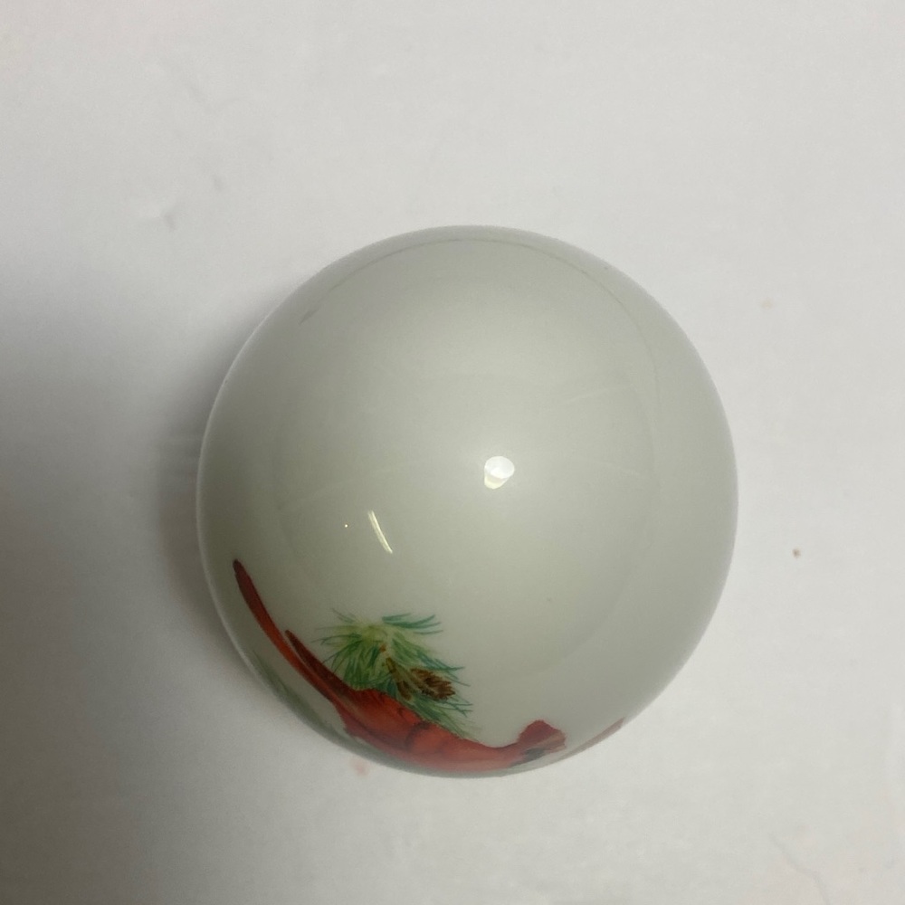 vintage Avon porcelain collector's egg winter scene cardinal bird - Picture 9 of 9